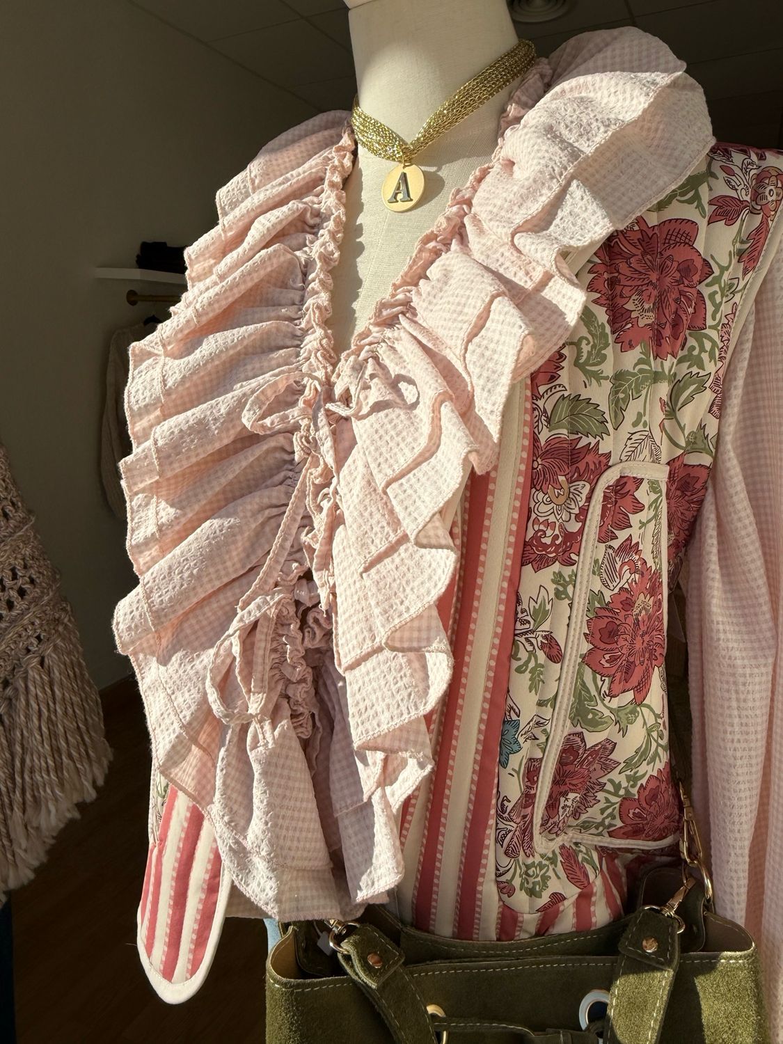 Camisas y blusas