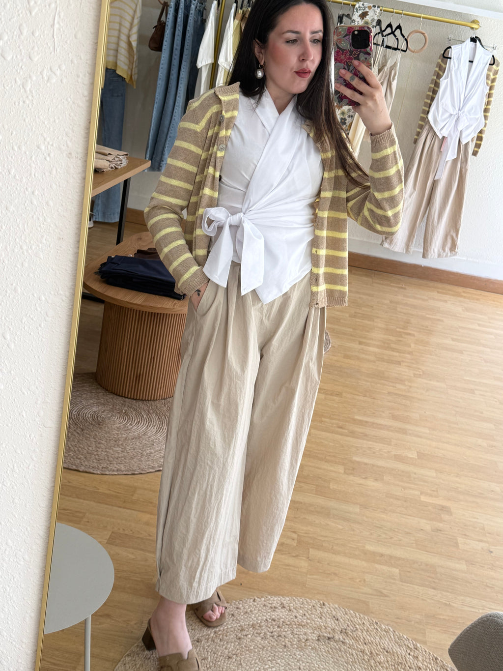 Pantalón beige