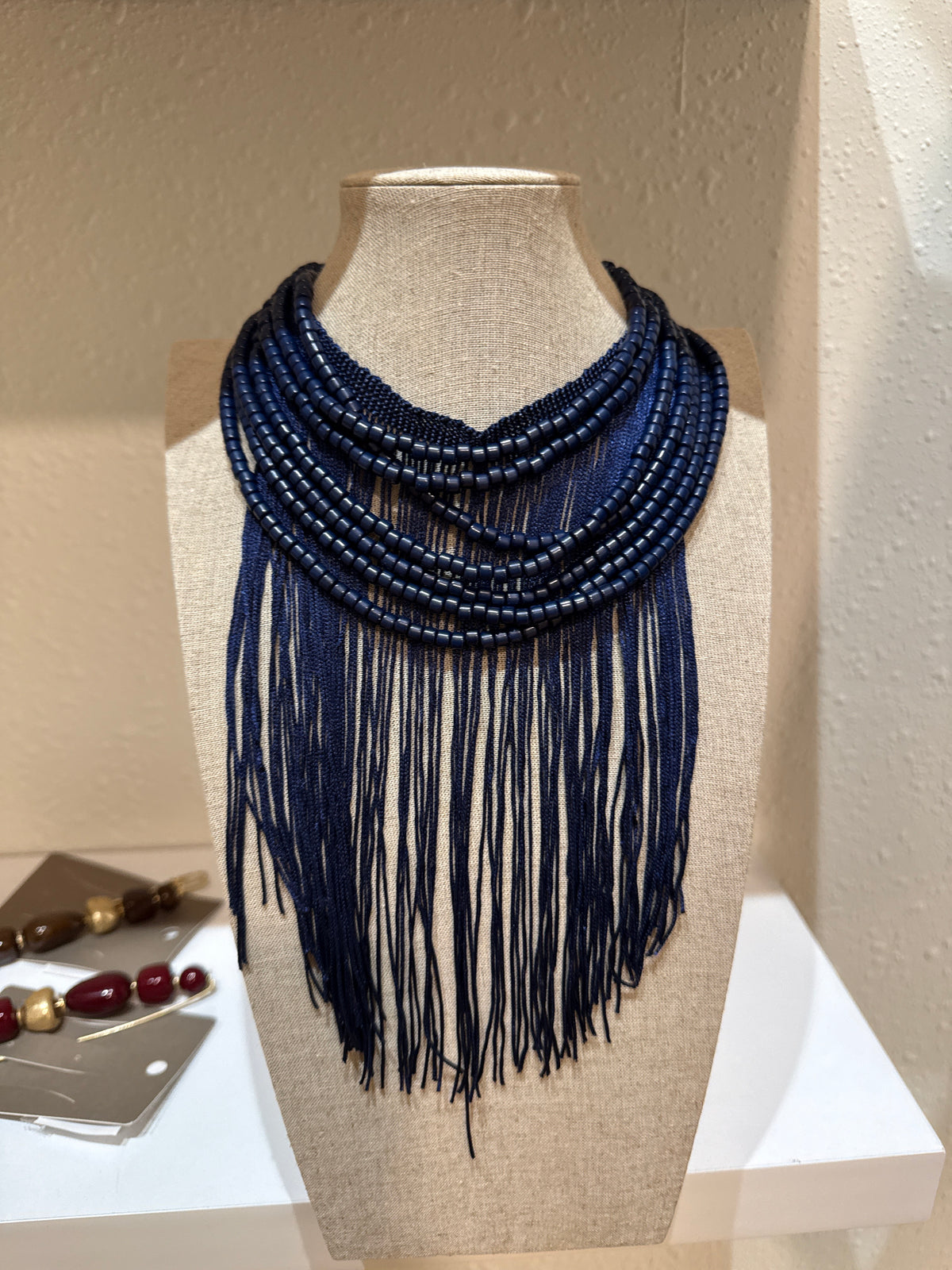 Collar flecos