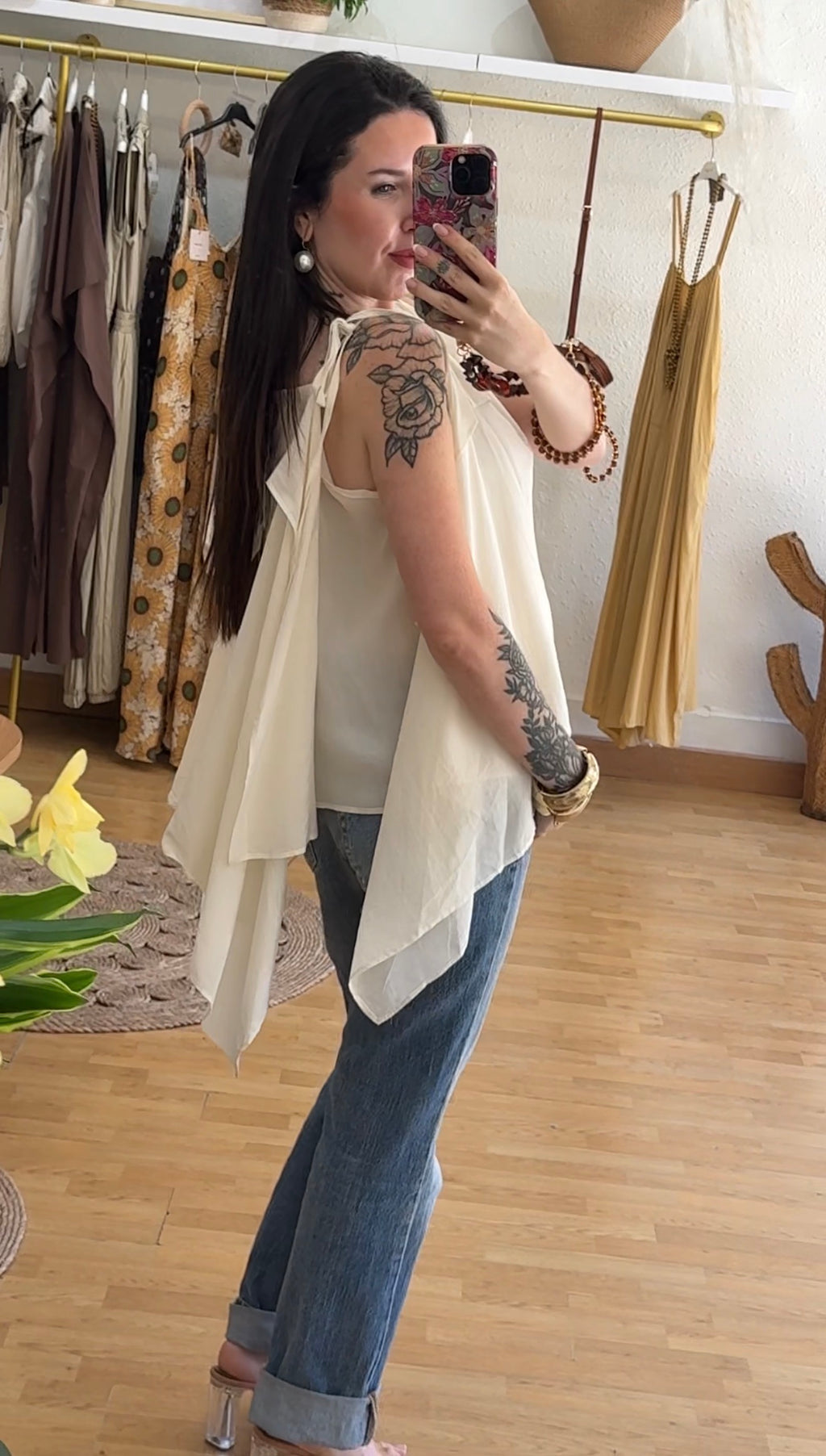 Blusa asimétrica