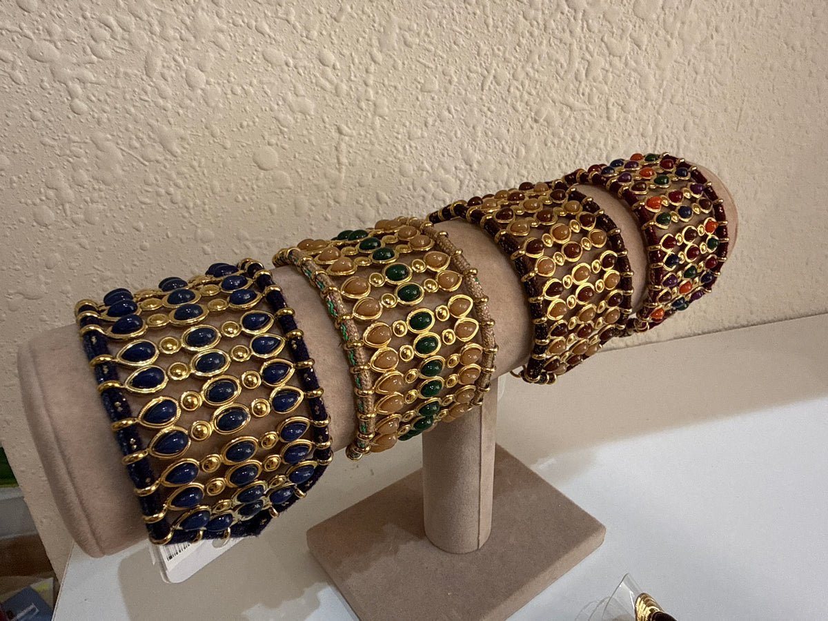 Brazalete piedras