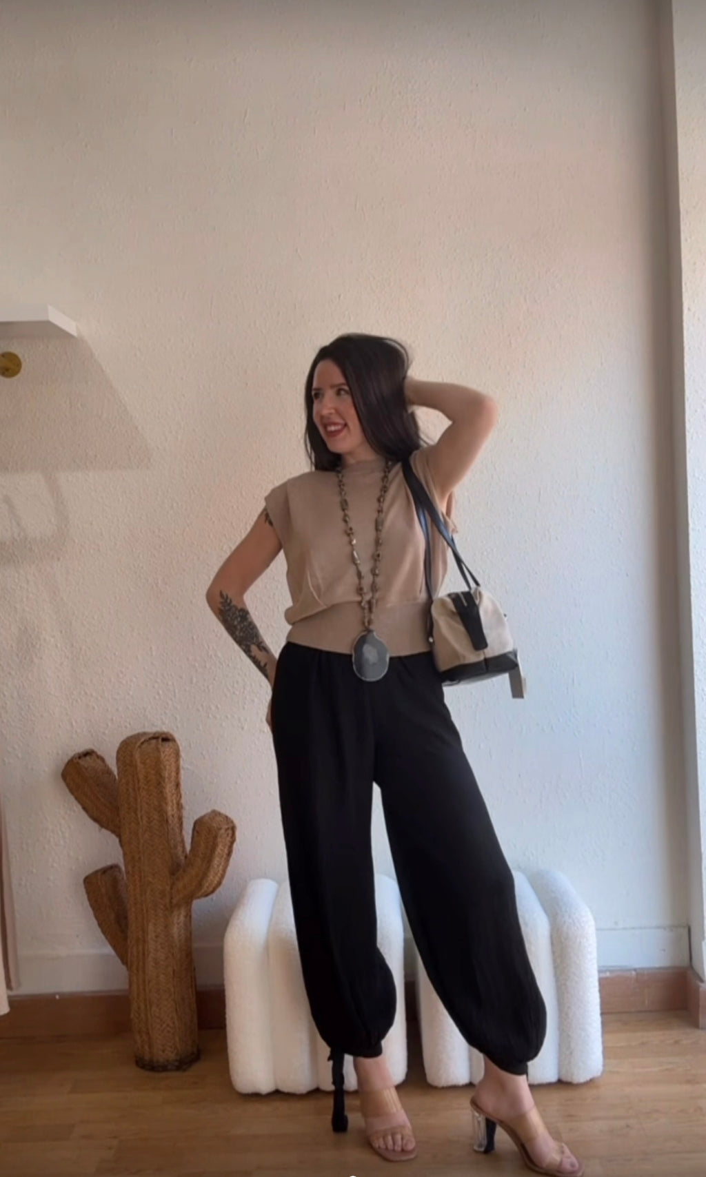 Pantalón bombacho negro