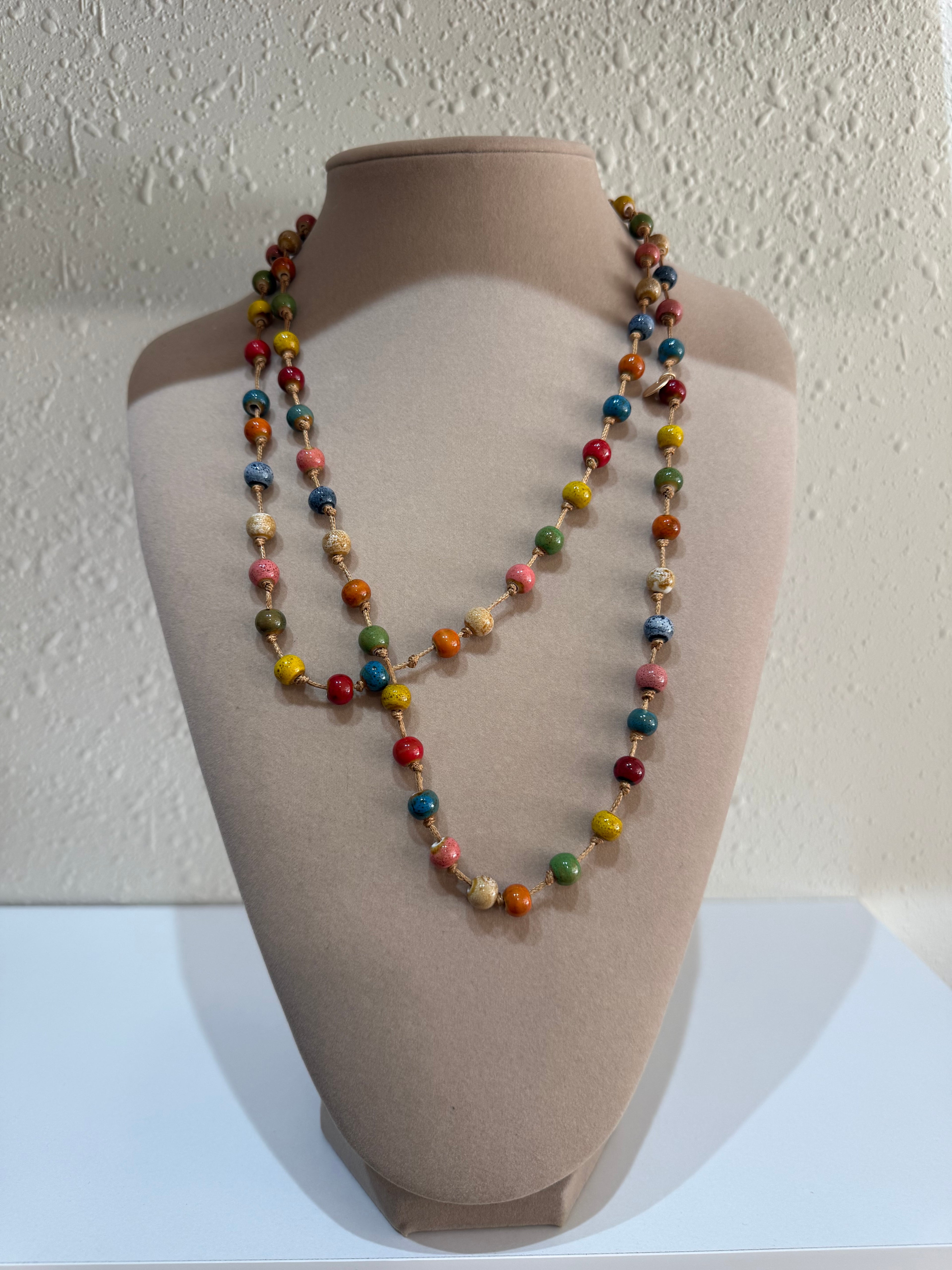 Collar bolas cerámica