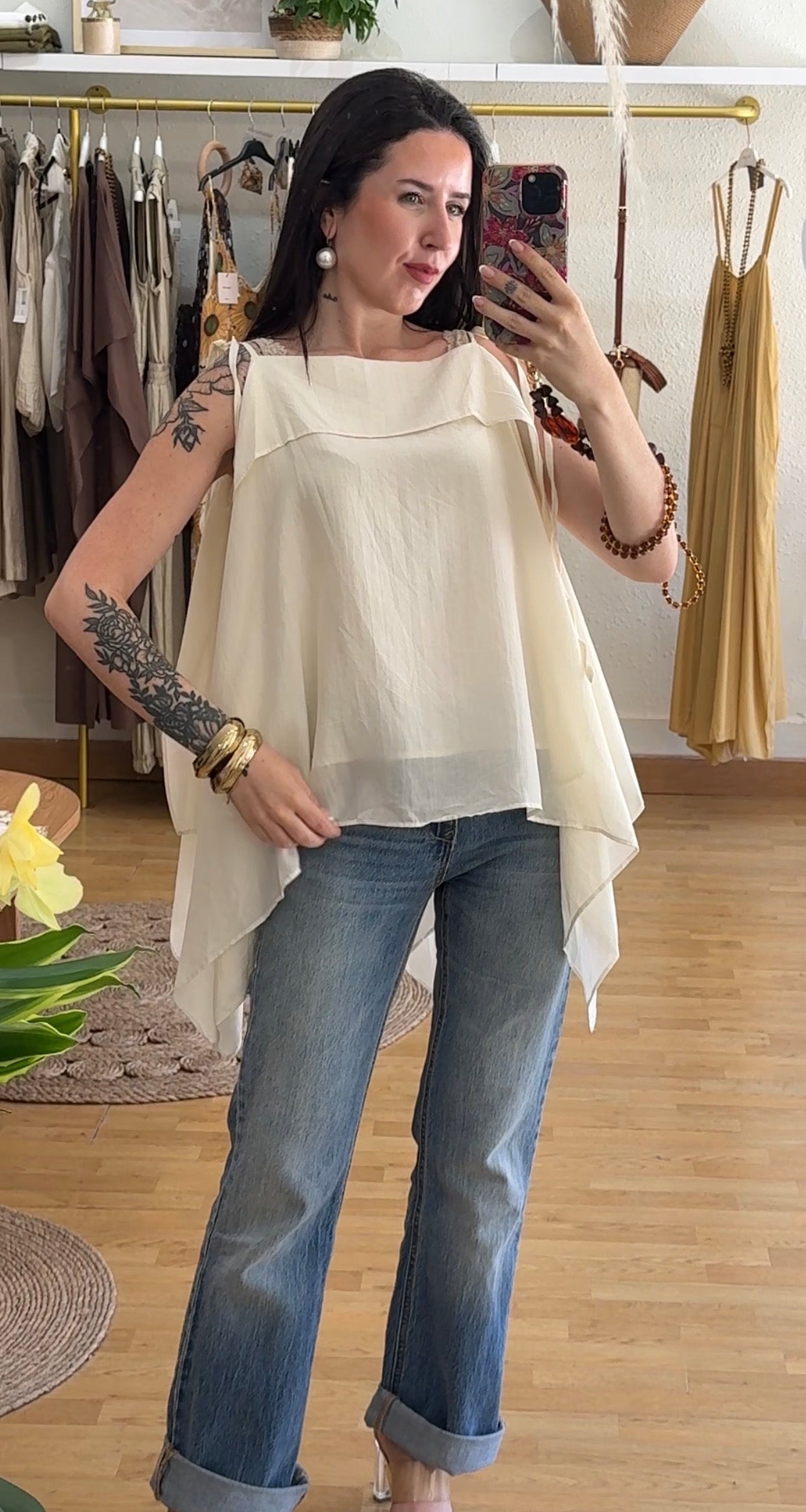 Blusa asimétrica