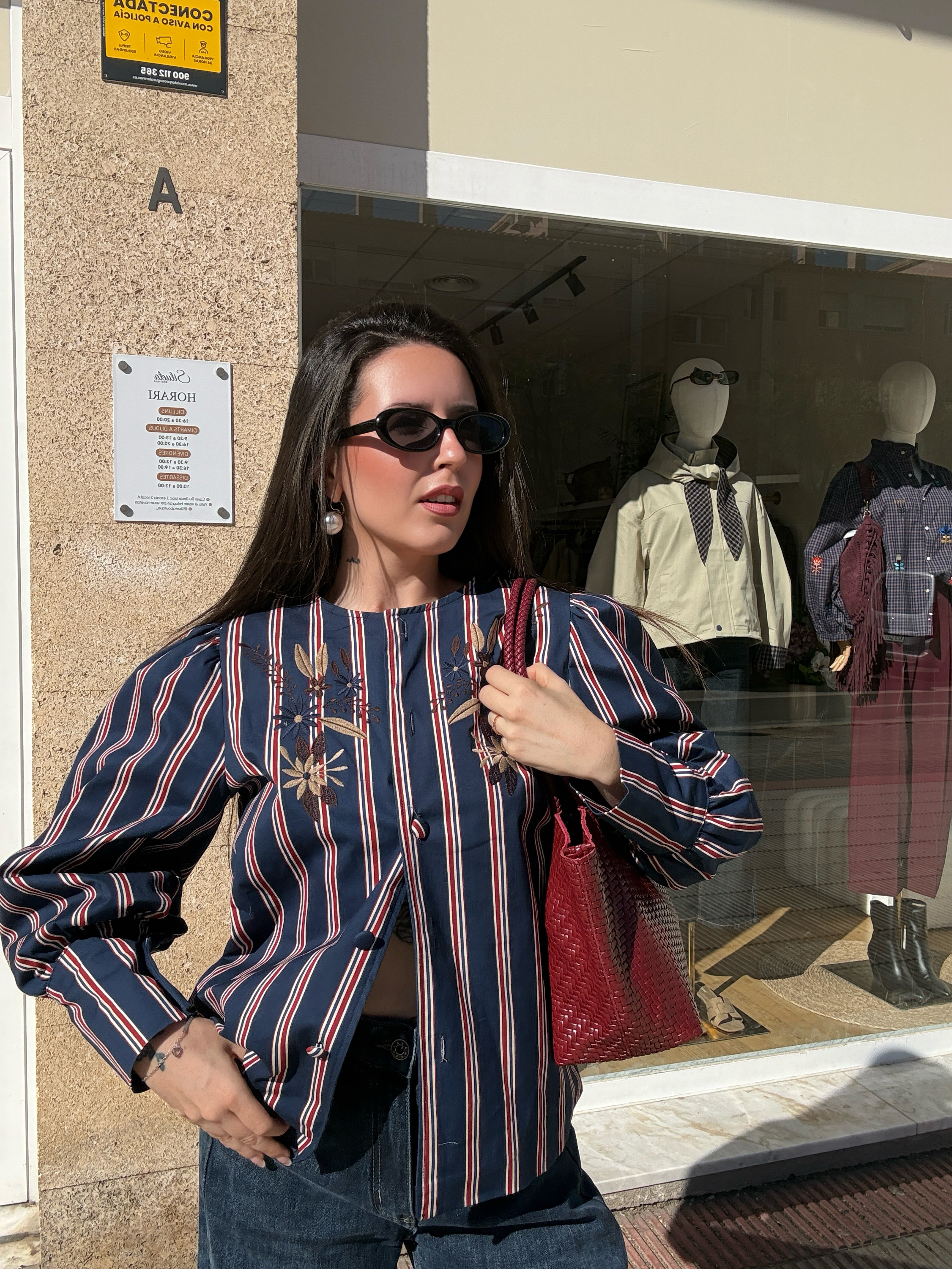 Chaqueta rayas bordada