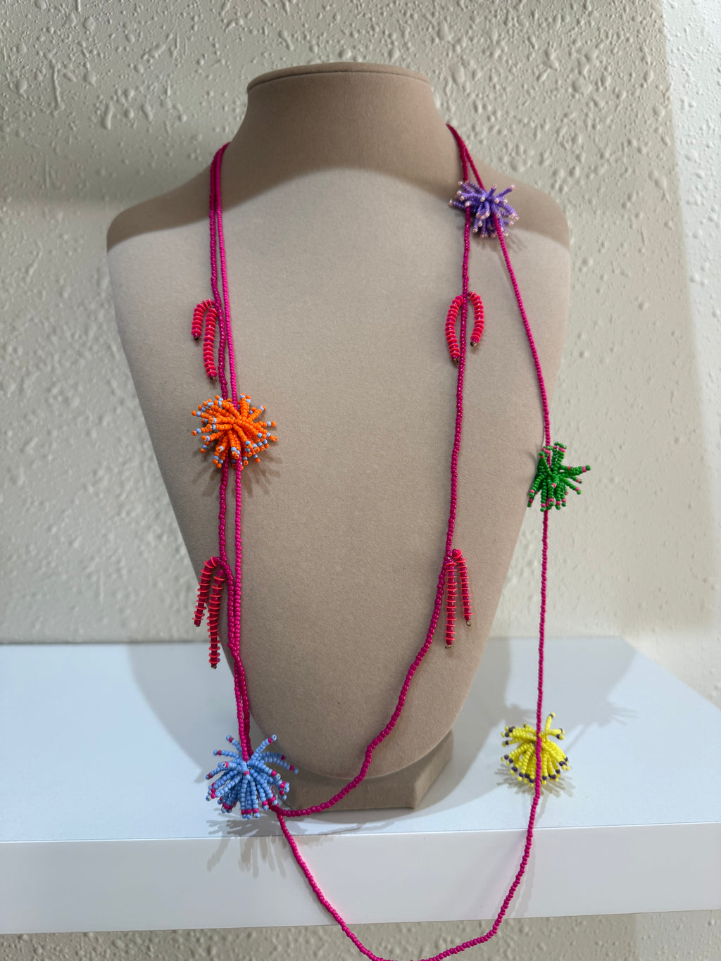 Collar pompón