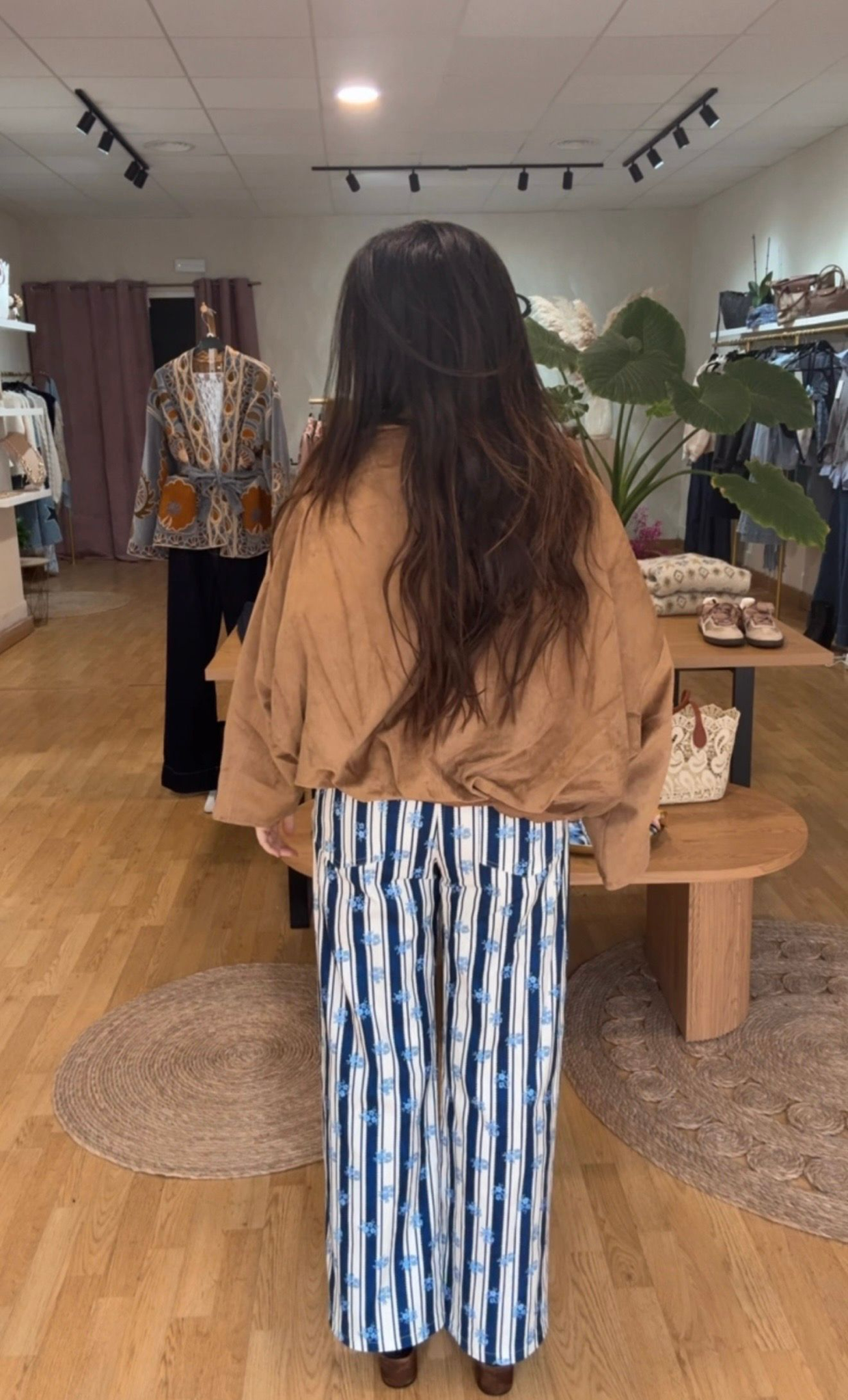 Pantalón rayas flor