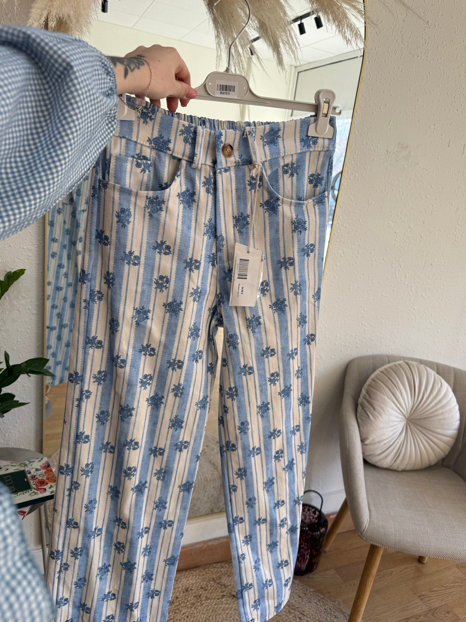 Pantalón rayas flor